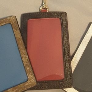 COACH - ID Lanyard Signature Canvas - WINE ONLY